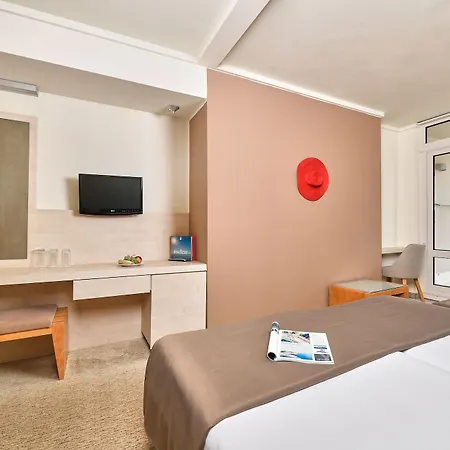 Hotel Mediteran Plava Laguna