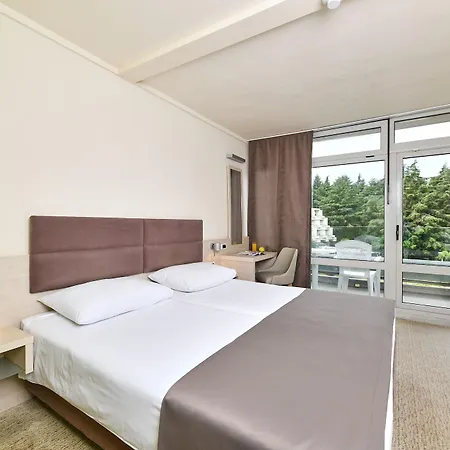 Otel Mediteran Plava Laguna 3*