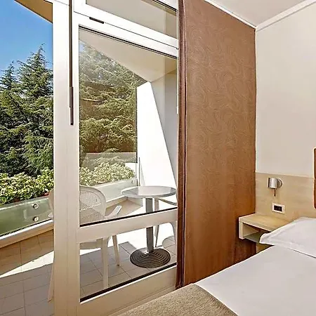 Mediteran Plava Laguna 3* Πόρετς