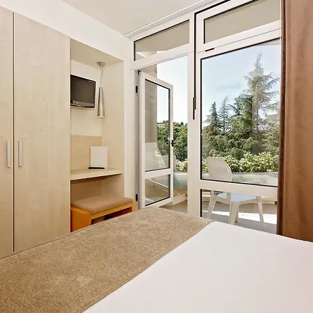 Mediteran Plava Laguna