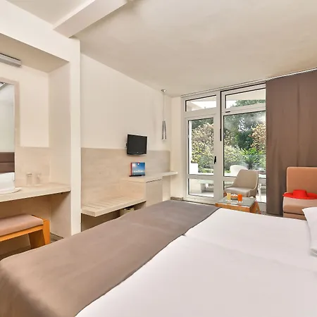 Hotel Mediteran Plava Laguna