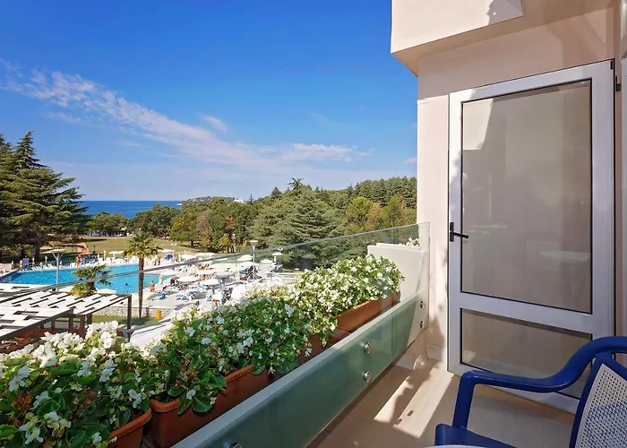 Mediteran Plava Laguna 3* Porec